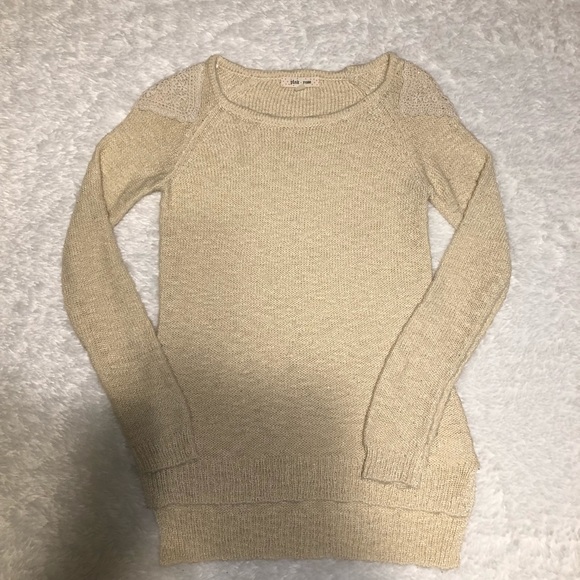 Pink Rose sweater - Picture 2 of 8